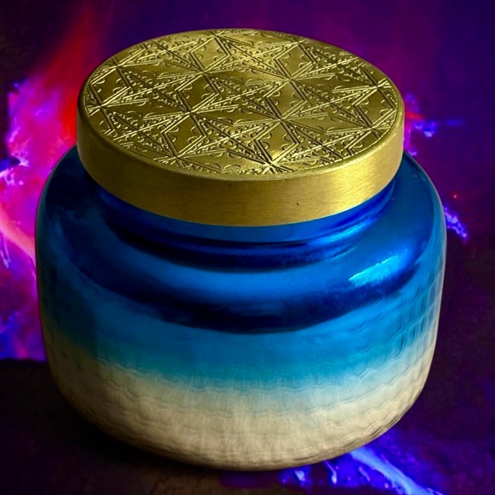 Anthropologie Capri Blue Candle Ombre Faceted Volcano Sold Out 19 Oz. Trendy